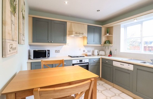 Tiptree House | Charming 4 bedroom home with hottub, parking, WIFI