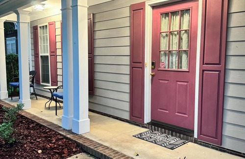Durham House | Charming 4-bedroom house with AC and WiFi in lovely Durham near RTP/Chapel Hill
