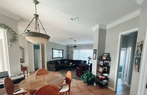 Kings Lake House | Charming 4 Bedroom House in Beautiful Naples