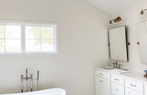Bloomington House | Charming 4-bedroom house close to Indiana University campus