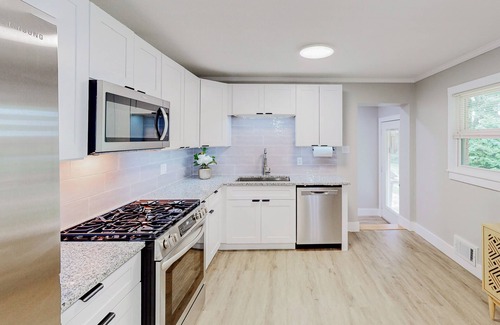 Fayetteville House | Charming 4-bedroom house with Bonus room in Fayetteville