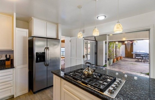 Laguna Beach House | Charming 4-bedroom house in lovely Laguna Beach near beach and downtown AC Pool