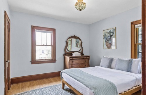 Northeast Minneapolis Arts District House | Charming 4-Bedroom, 2-Story Brick House in the Heart of NE Minneapolis