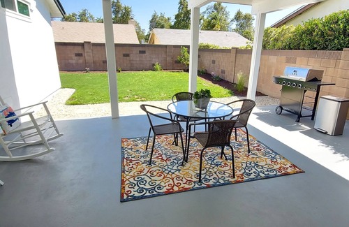 Simi Valley House | Charming 4-bedroom single story house with WiFi and AC in lovely Simi Valley