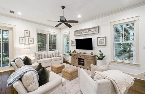 WaterSound West Beach House | Charming 4 BR Family Beach Retreat - 25 Half Moon, WaterSound West Beach home