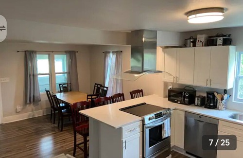 Lake Geneva House | Charming 4 br Home Near Downtown Lake Geneva available for Monthly Rental