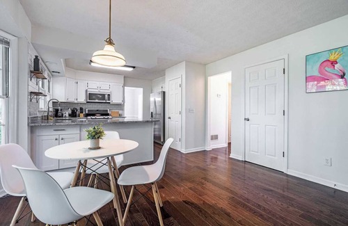 Duluth House | Charming 4BR/3BA Home｜Pets Welcome｜Large Yard & 2-Car Garage Oasis #41646