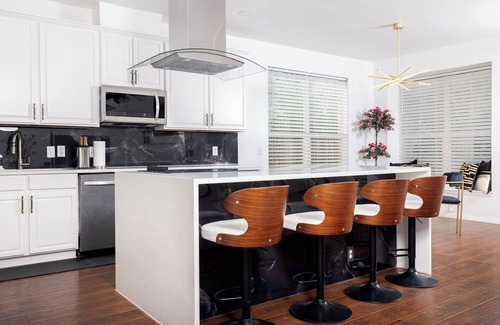 Far North Central House | CHARMING 4BR-GAME ROOM-JW MARRIOTT-BULVERDE-ACROSS THE VILLAGE OF STONE OAK S/C