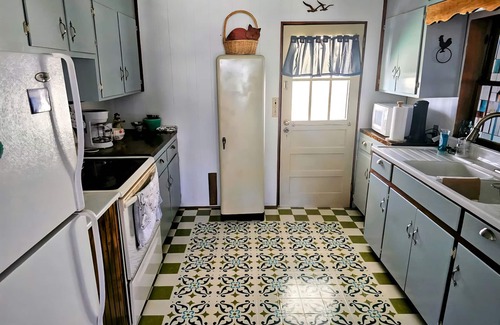 Franklin Other | Charming 5-bedroom vintage farmhouse in beautiful Franklin, NC.