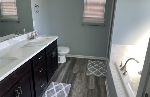 Grandview House | Charming 5Bdrm New Build Home with separate apt