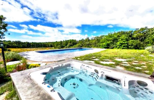 Edgartown House | Charming 6 bdr house-Chappaquiddick near Edgartown, beaches, 20x60pool,amenities