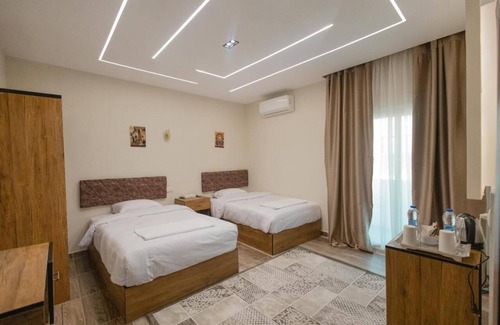 Giza Bed & Breakfast | Charming 6-bedroom B&B with AC and WiFi in lovely Giza Governorate