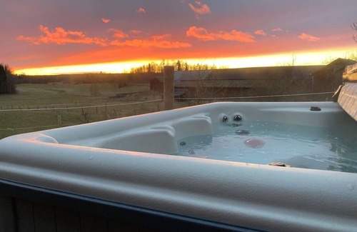 Horndal House | Charming 6 bedroom House & Horse Farm - Sleeps 12