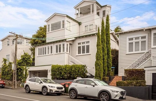 Parnell House | Charming 6-bedroom Parnell Villa