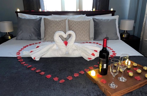 Basseterre Bed & Breakfast | Charming 7-bedroom B&B with AC and WiFi in Basseterre, KN
