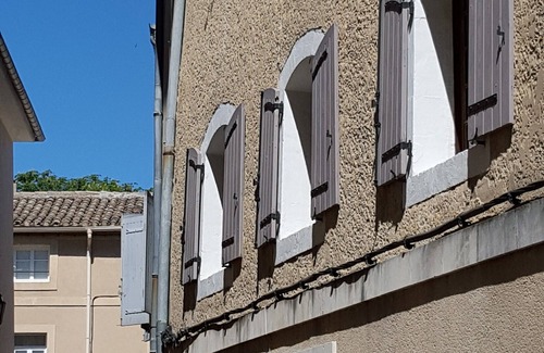 L'Isle-sur-la-Sorgue Apartment | Charming 80m square apartment in the center of L'Isle sur la Sorgue