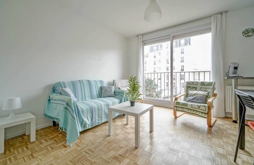 Les Puces de Saint-Ouen Apartment | Charming apartment, close to tourist attractions
