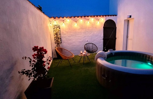 Puilboreau House | Charming accommodation with jacuzzi at the gates of La Rochelle