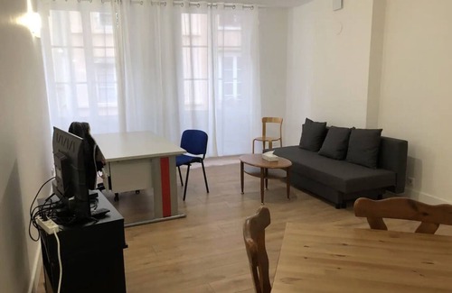 Les Cordeliers Apartment | Charming accommodation on the peninsula
