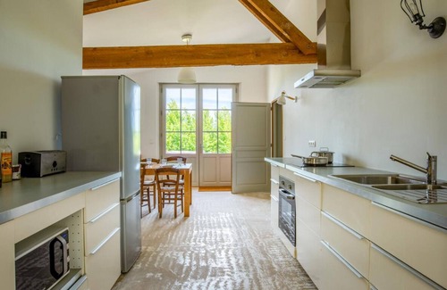 Saint-Colomb-de-Lauzun Other | Charming Ancient Stables from the 17th c., 8 bedrooms, 16 guests across 350 sqm.