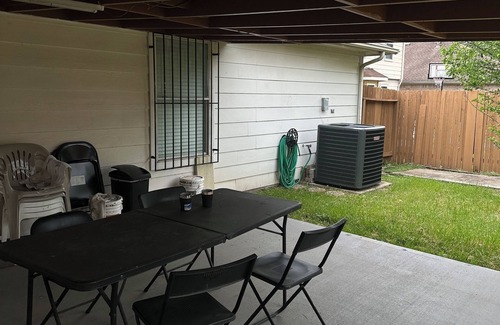 Mission Bend House | Charming and Affordable 3-bedroom house in Houston