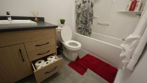 Riverview Apartment | Charming and Comfortable Suite with Exclusive Entrance