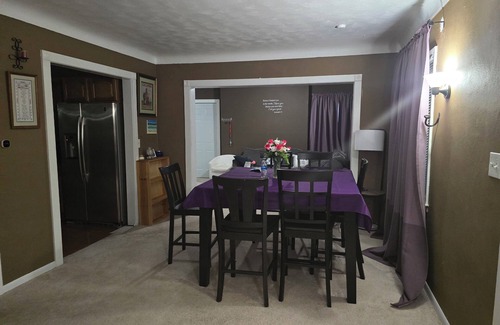 Payne - Phalen House | Charming and Cozy 4-bedroom house in delightful Saint Paul, MN