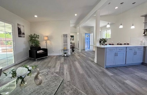 Sun Valley House | Charming and cozy Villa Close to Universal studios