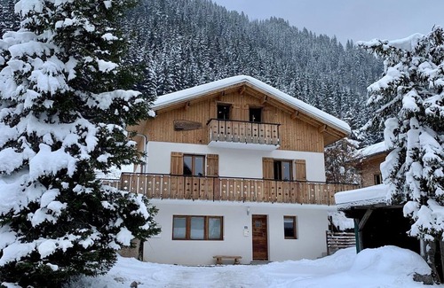 Chatel Ski Chalet | Charming and luxurious chalet close to the center of Chatel!