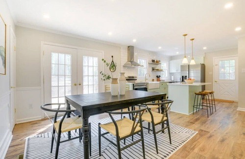 Apex House | Charming and Serene 3-bedroom house in delightful Apex