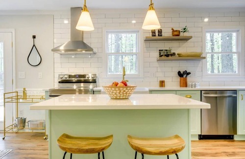 Apex House | Charming and Serene 3-bedroom house in delightful Apex