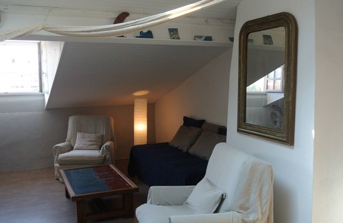 Saint-Jean-de-Luz Apartment | Charming apartment overlooking the port of St Jean de Luz and the mountains