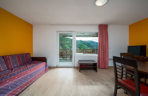 Allos Apartment | Charming Apart for 6 near the Ski Slopes