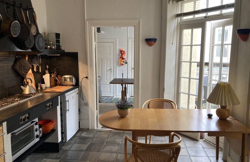 Frederiksberg C Apartment | Charming Apartment Near City Center Of Copenhagen.
