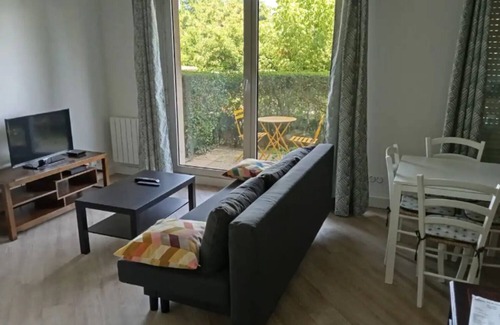 Publier Apartment | Charming apartment - breathtaking view of Lake Geneva