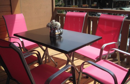 Les Gets Apartment | Charming Apartment, Central Les Gets, 4 Guests, Balcony, Garage, Pet-Friendly, Near Ski Lifts