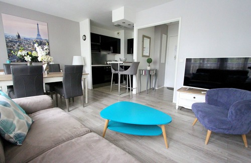 Serris Apartment | Charming apartment facing Val d'Europe, Outlet/Disneyland 10mn