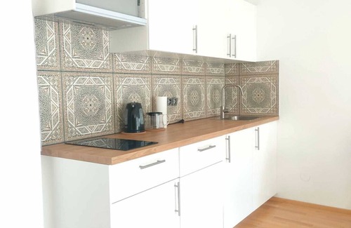Rudolfsheim-Funfhaus Apartment | Charming apartment for 4