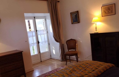 Ajat Apartment | Charming apartment in 19th century manor house