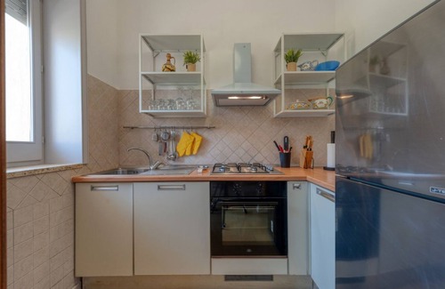 Giorgilorio Apartment | Charming apartment in a villa of about 60 sqm, able to accommodate up to 4 people, located on the mezzanine floor (accessible via steps).The house is located in Surbo, a town a few km from Lecce, in a residential but well-served area. In about 10 minutes