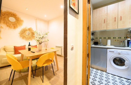 Barrio de La Latina Apartment | Charming Apartment in La Latina with Shared Patio PAL10