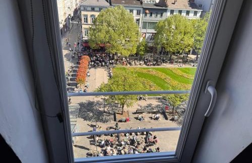 Saint-Laurent Apartment | Charming Apartment in Liège City Centre with Parking Included