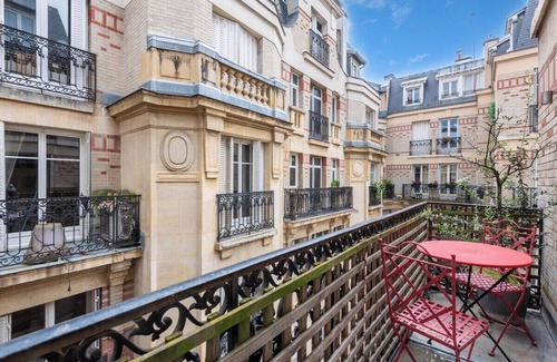 Passy Apartment | Charming apartment in the heart of the 16th