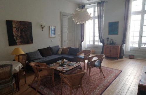 Lectoure Apartment | Charming apartment - Lectoure - gers