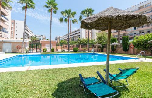 Carretera de Cadiz Apartment | Charming apartment on the beach - Pool and parking