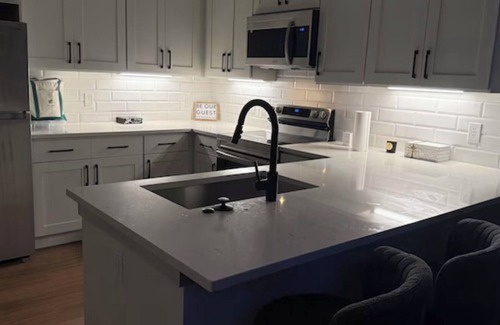 Pflugerville Apartment | Charming apartment with lake view.