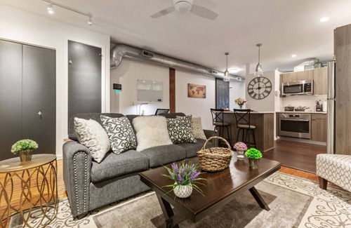 Old City Apartment | Charming Apartment in Historic Old City