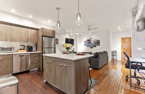 Old City Apartment | Charming Apartment in Historic Old City