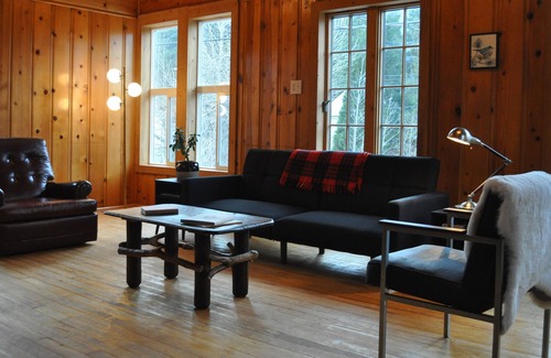 Sierraville Apartment | Charming apartment in small mountain town, 2 miles from hot springs!
