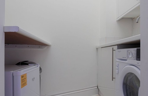 Fitzrovia Apartment | Charming apartment with WiFi in Fitzrovia near Regents Park Marylebone
